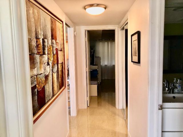 800 Cypress Grove Drive 204, Pompano Beach, FL 33069