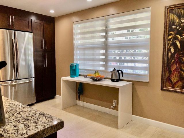 800 Cypress Grove Drive 204, Pompano Beach, FL 33069
