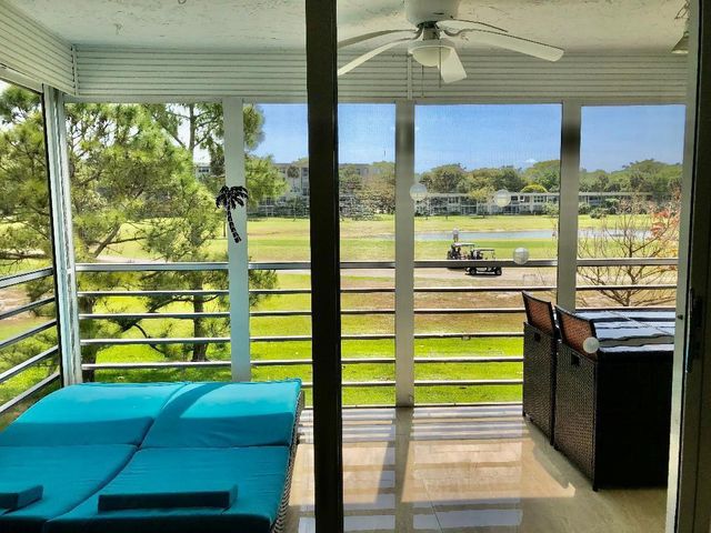 800 Cypress Grove Drive 204, Pompano Beach, FL 33069