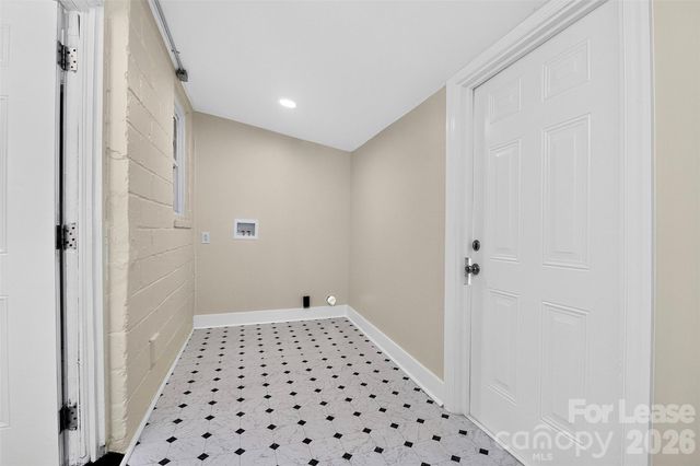 305 Lander Street, Charlotte, NC 28208