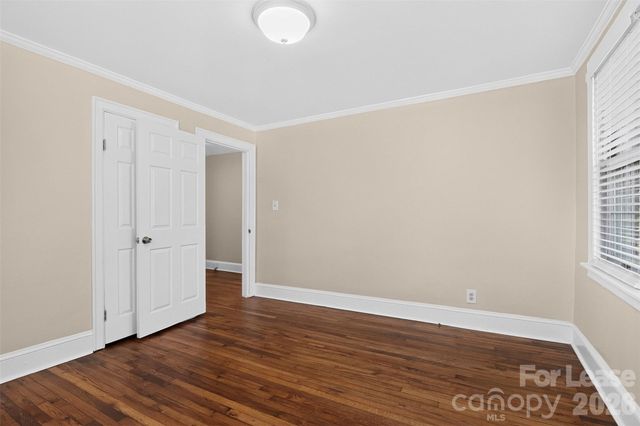 305 Lander Street, Charlotte, NC 28208