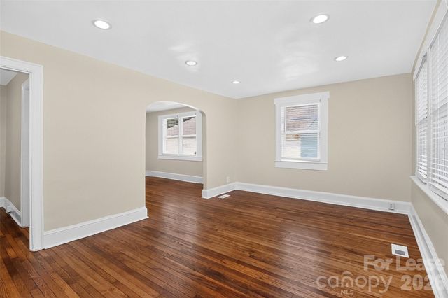 305 Lander Street, Charlotte, NC 28208