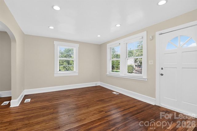305 Lander Street, Charlotte, NC 28208