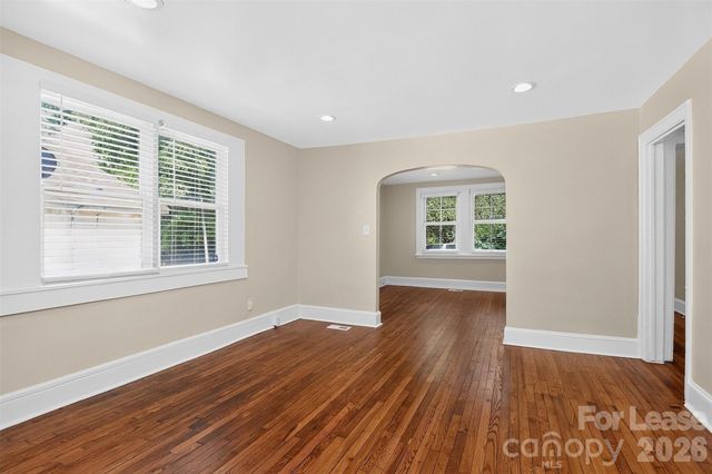 305 Lander Street, Charlotte, NC 28208