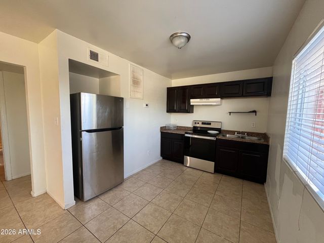 1321 W VOGEL Avenue, Phoenix, AZ 85021