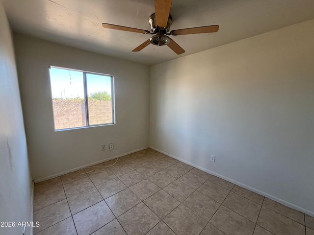 1321 W VOGEL Avenue, Phoenix, AZ 85021