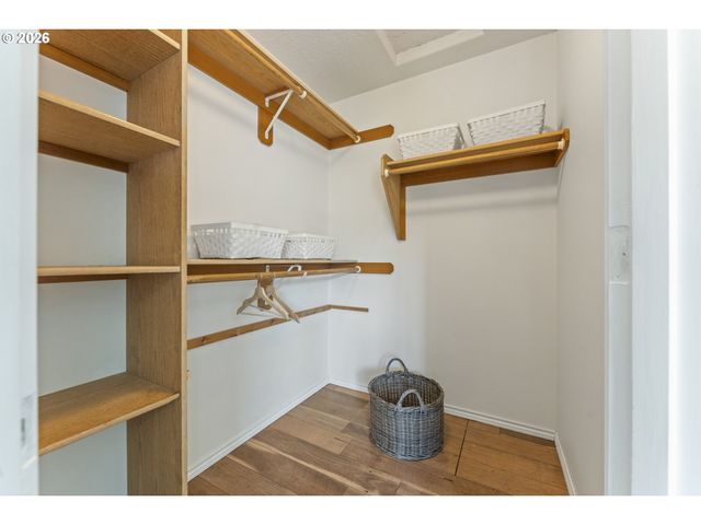 6821 N ARMOUR St, Portland, OR 97203