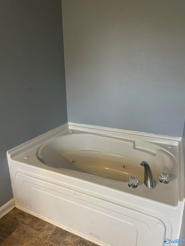 102 Sandpiper Court, Huntsville, AL 35824