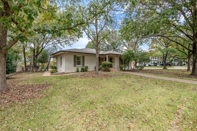 529 N Grand Avenue, Waxahachie, TX 75165