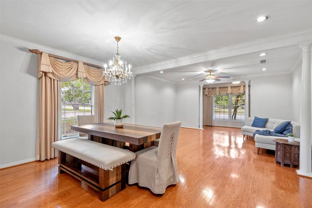 529 N Grand Avenue, Waxahachie, TX 75165