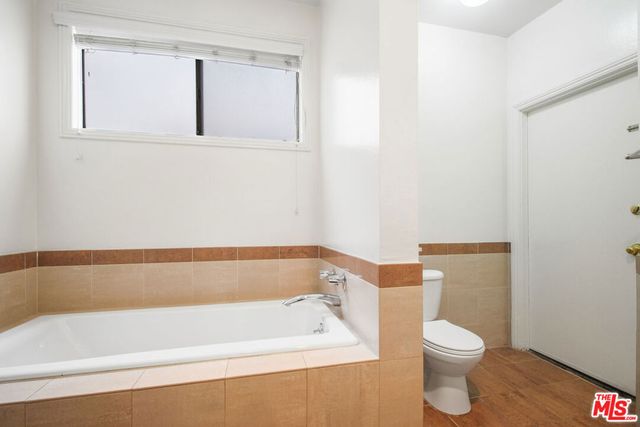 8865 Alden Drive 101, Los Angeles, CA 90048