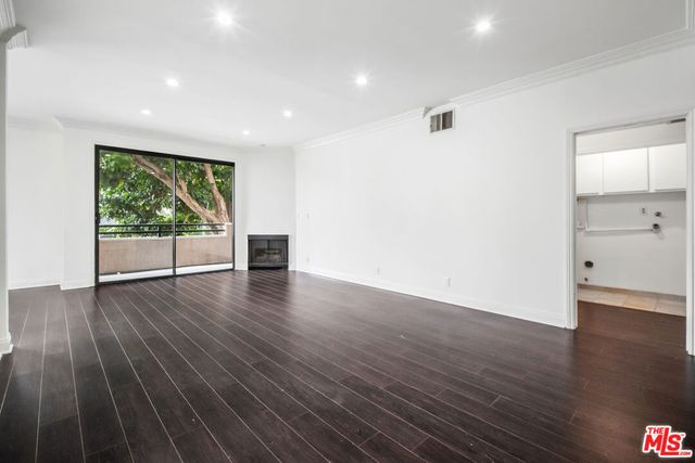 8865 Alden Drive 101, Los Angeles, CA 90048