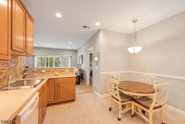 9116 Warrens Way 116, Wanaque Boro, NJ 07465