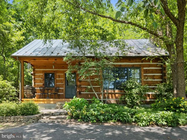 156 BEAR WALLOW RD, Huntly, VA 22640