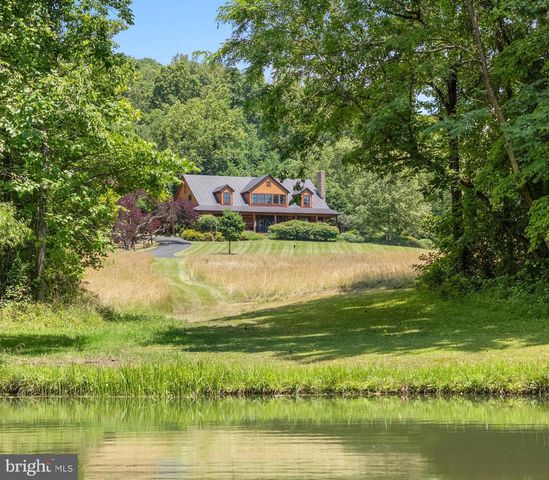 156 BEAR WALLOW RD, Huntly, VA 22640