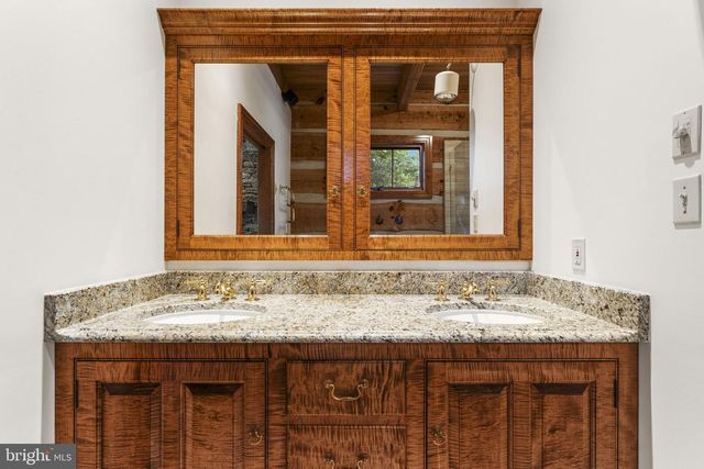 156 BEAR WALLOW RD, Huntly, VA 22640