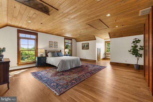 156 BEAR WALLOW RD, Huntly, VA 22640
