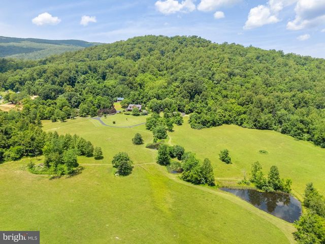 156 BEAR WALLOW RD, Huntly, VA 22640
