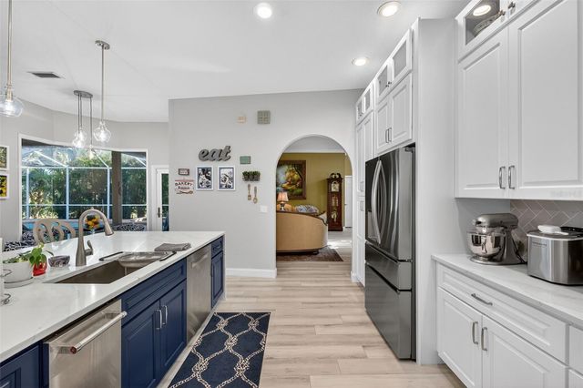 15802 STANTON LANE, Tampa, FL 33647