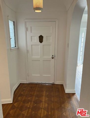 1045 S Crescent Heights Boulevard, Los Angeles, CA 90035