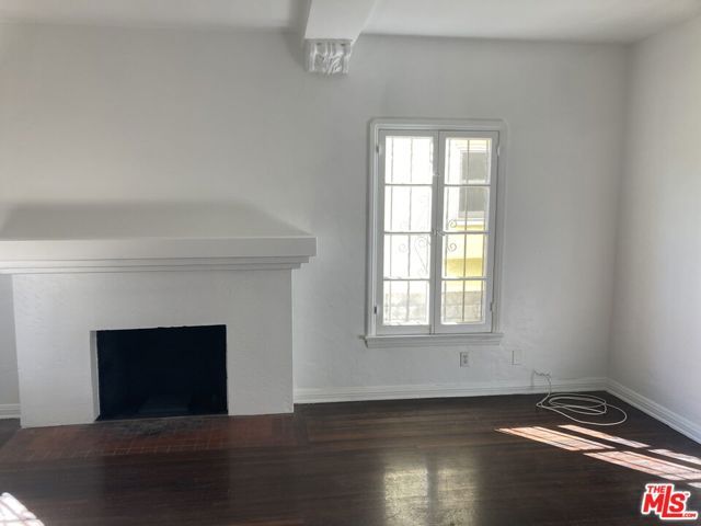 1045 S Crescent Heights Boulevard, Los Angeles, CA 90035