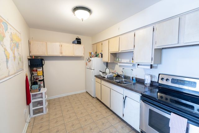 6619 N Sheridan Road 505, Chicago, IL 60626