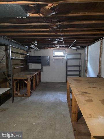 1008 FAIRVIEW AVE, Wilmington, DE 19809