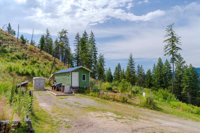 1448 Kilbrennan Road, Troy, MT 59935