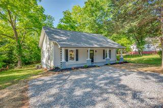 118 Landis Street, Forest City, NC 28043
