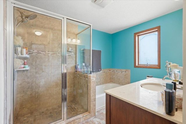 1299 Parkview Drive, New Richmond, WI 54017