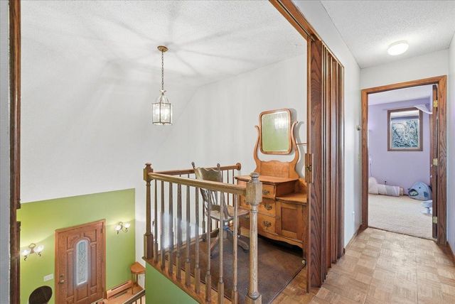 1299 Parkview Drive, New Richmond, WI 54017