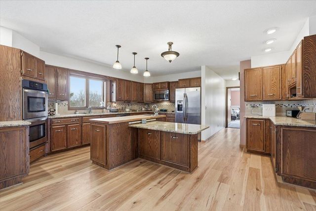 1299 Parkview Drive, New Richmond, WI 54017