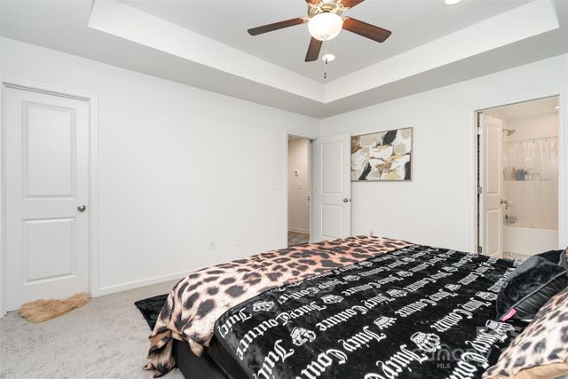 1124 Thayer Glen Court, Charlotte, NC 28213