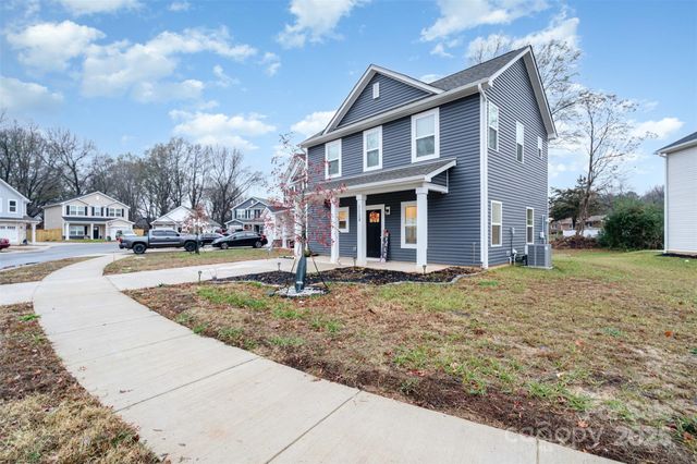 1124 Thayer Glen Court, Charlotte, NC 28213