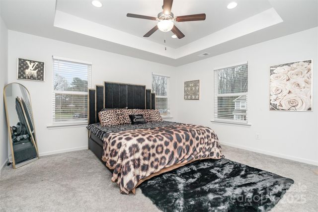 1124 Thayer Glen Court, Charlotte, NC 28213