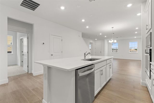 5101 WAYPOINTE BOULEVARD, Apopka, FL 32712