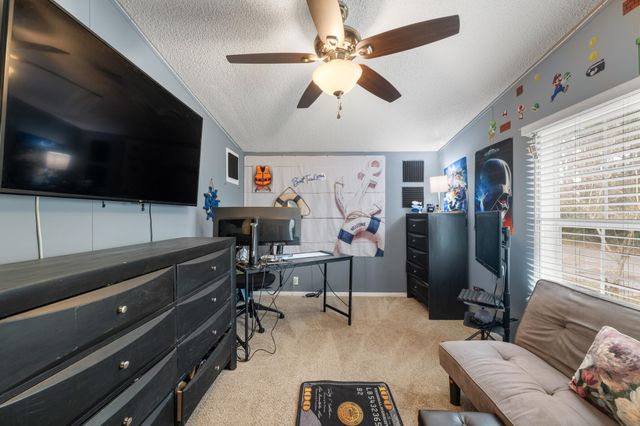 2422 Crescent Wood Road, Navarre, FL 32566