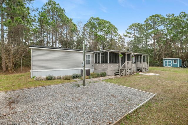 2422 Crescent Wood Road, Navarre, FL 32566