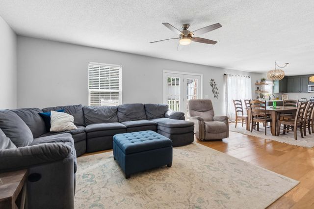 250 Shadow Oak Drive, Somerset, KY 42503
