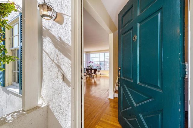 1739 Spruce Street, Berkeley, CA 94709