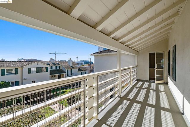 1739 Spruce Street, Berkeley, CA 94709