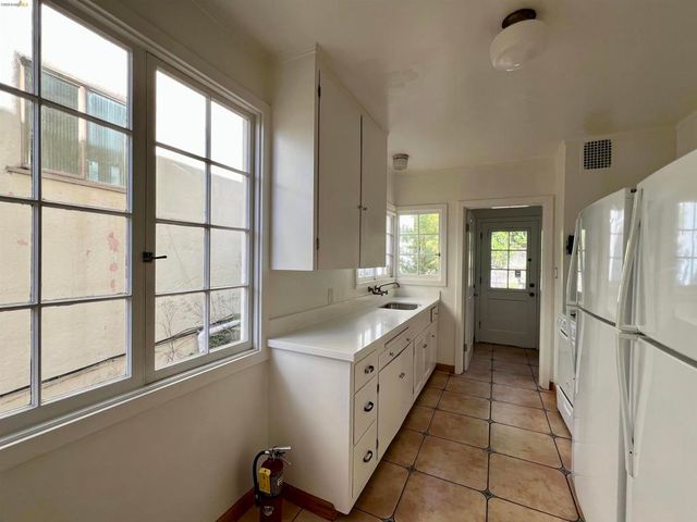 1739 Spruce Street, Berkeley, CA 94709