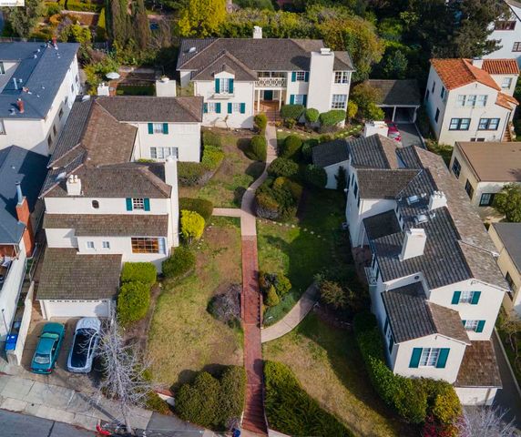 1739 Spruce Street, Berkeley, CA 94709