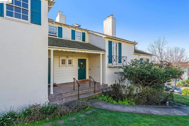 1739 Spruce Street, Berkeley, CA 94709
