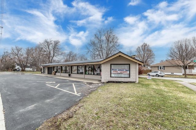 1717 Eggert Road, Amherst, NY 14226