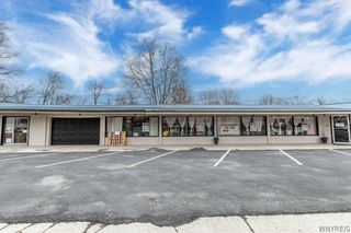 1717 Eggert Road, Amherst, NY 14226