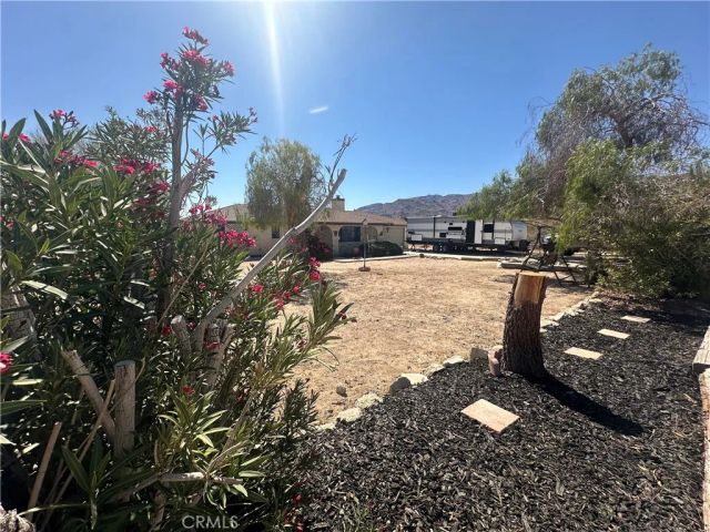 6637 Via Allegra, 29 Palms, CA 92277