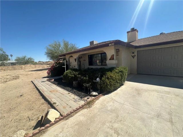 6637 Via Allegra, 29 Palms, CA 92277