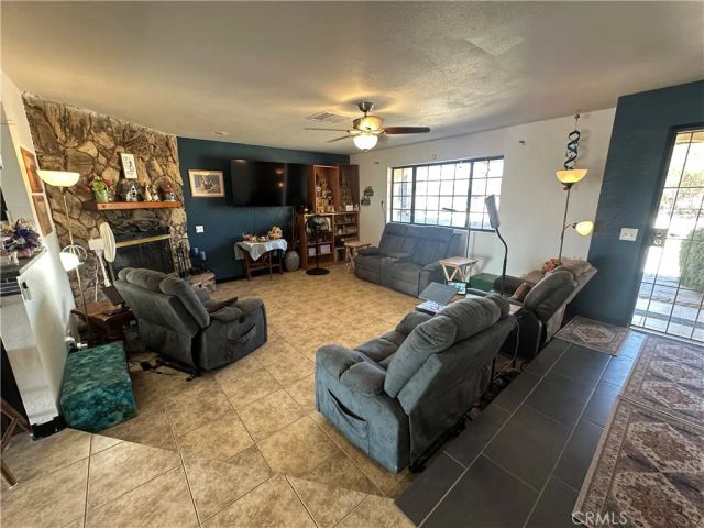 6637 Via Allegra, 29 Palms, CA 92277