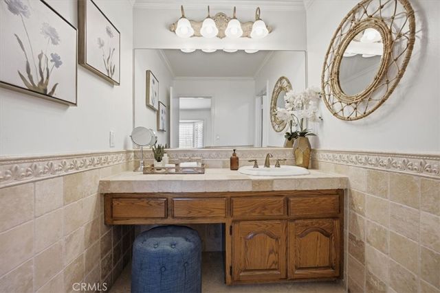 1201 Mount Rainier Road, Rancho Palos Verdes, CA 90275